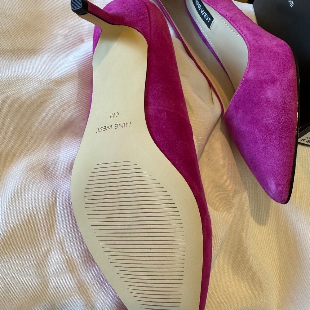 Nine West Dark Pink Suede low heel Arlene